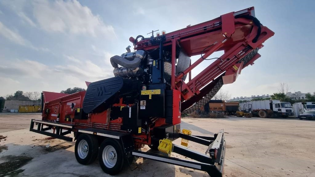 Morbark WH 2400XP - Trituradora de madera: foto 1 Morbark WH 2400XP - Trituradora de madera: foto 1