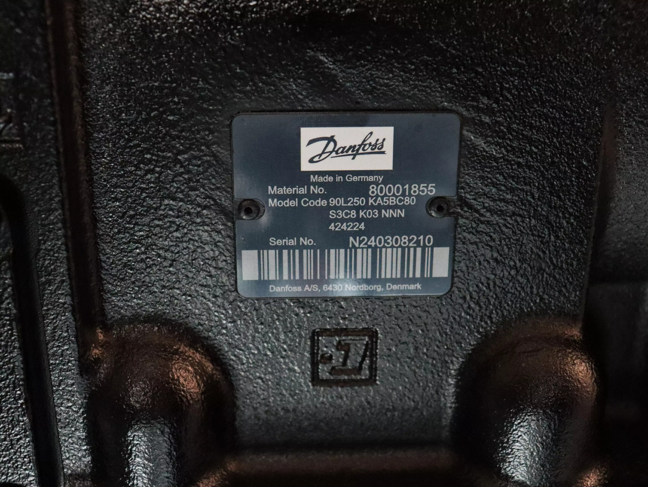 DANFOSS / SAUER 90L250 KA5BC80 S3C8 K03 NNN 424224 - Bomba hidráulica para Maquinaria de construcción: foto 4 DANFOSS / SAUER 90L250 KA5BC80 S3C8 K03 NNN 424224 - Bomba hidráulica para Maquinaria de construcción: foto 4