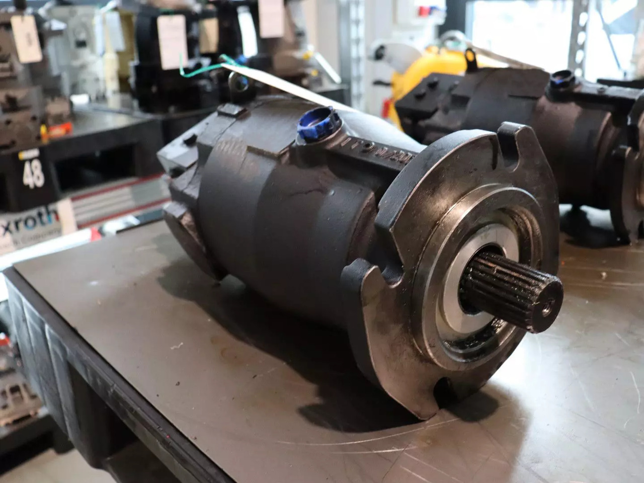 DANFOSS / SAUER SMF 23 - Motor hidráulico para Maquinaria de construcción: foto 2 DANFOSS / SAUER SMF 23 - Motor hidráulico para Maquinaria de construcción: foto 2