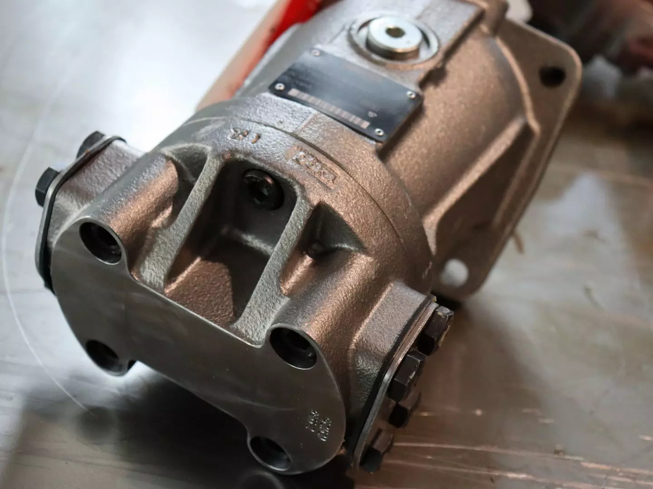 REXROTH A2FM56/61W-VZB020 - Motor hidráulico para Maquinaria de construcción: foto 3 REXROTH A2FM56/61W-VZB020 - Motor hidráulico para Maquinaria de construcción: foto 3