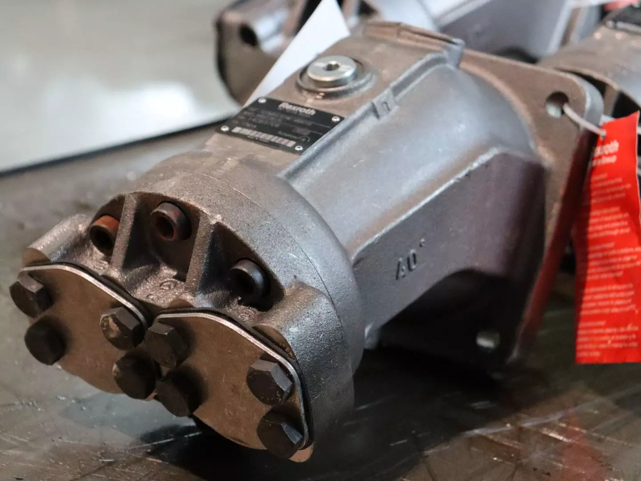 REXROTH A2FM80/61W-VAB010 - Motor hidráulico para Maquinaria de construcción: foto 2 REXROTH A2FM80/61W-VAB010 - Motor hidráulico para Maquinaria de construcción: foto 2