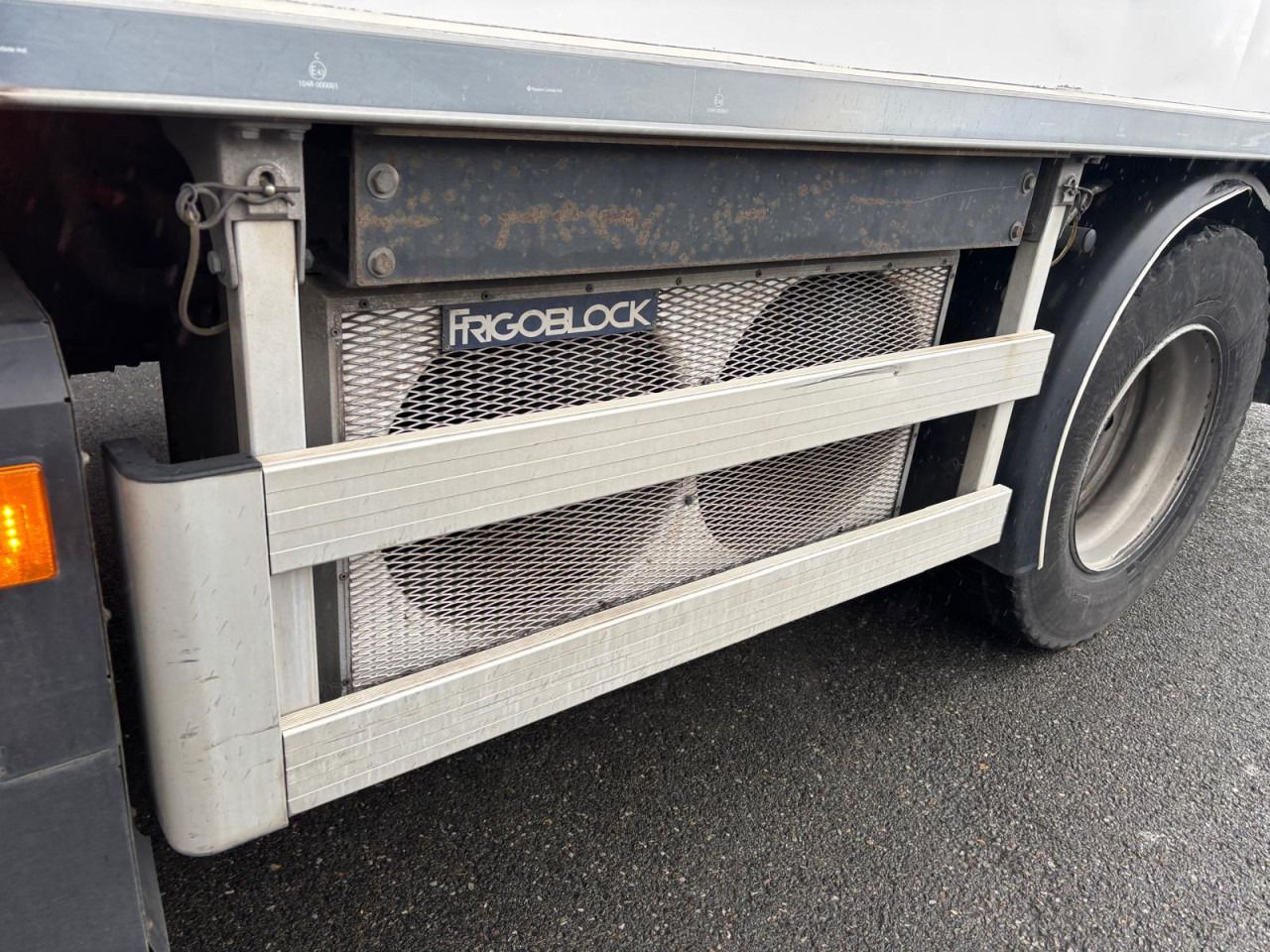 SCANIA P 280 DB4x2MSA - Frigorífico camión: foto 2 SCANIA P 280 DB4x2MSA - Frigorífico camión: foto 2