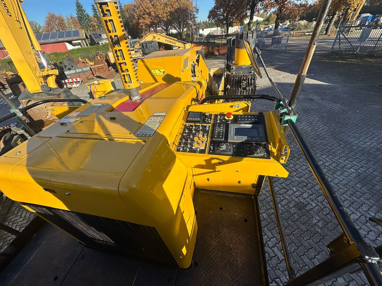 GOMACO 3300 - Extendedora de encofrado deslizante: foto 3 GOMACO 3300 - Extendedora de encofrado deslizante: foto 3