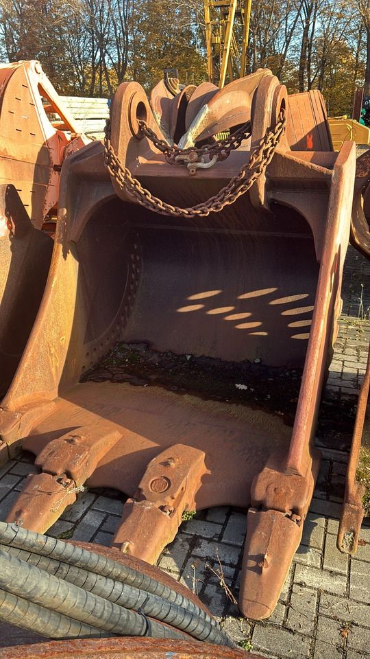 Liebherr Volvo Komatsu Volvo 460 Liebherr R944 R952 R974 KOMATSU PC1250 - Cazo para excavadora para Excavadora de cadenas: foto 1 Liebherr Volvo Komatsu Volvo 460 Liebherr R944 R952 R974 KOMATSU PC1250 - Cazo para excavadora para Excavadora de cadenas: foto 1