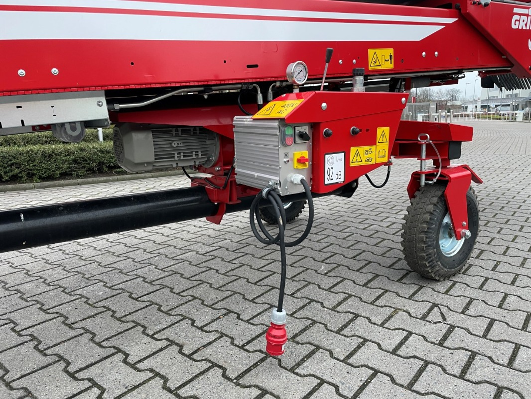 Grimme TC 813 - Rental - Almacenamiento: foto 4 Grimme TC 813 - Rental - Almacenamiento: foto 4