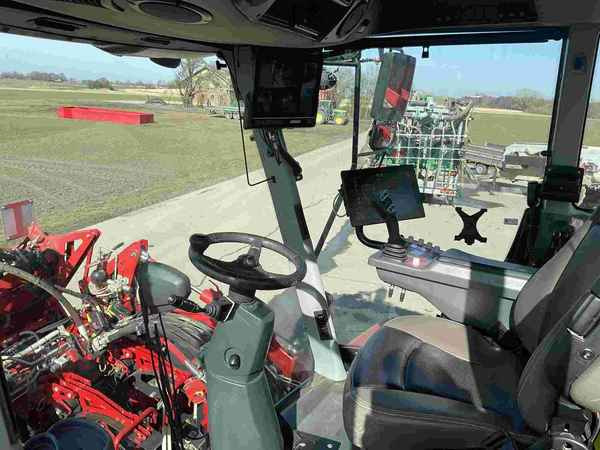 Grimme REXOR 6300 lll - Equipo para trabajo del suelo: foto 3 Grimme REXOR 6300 lll - Equipo para trabajo del suelo: foto 3