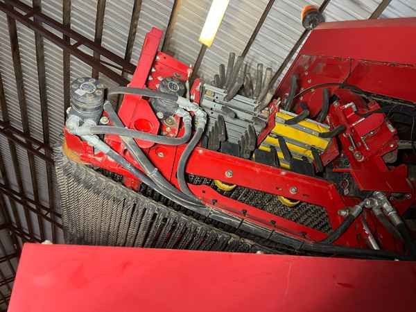 Grimme SE-260-UB - Cosechadora: foto 4 Grimme SE-260-UB - Cosechadora: foto 4