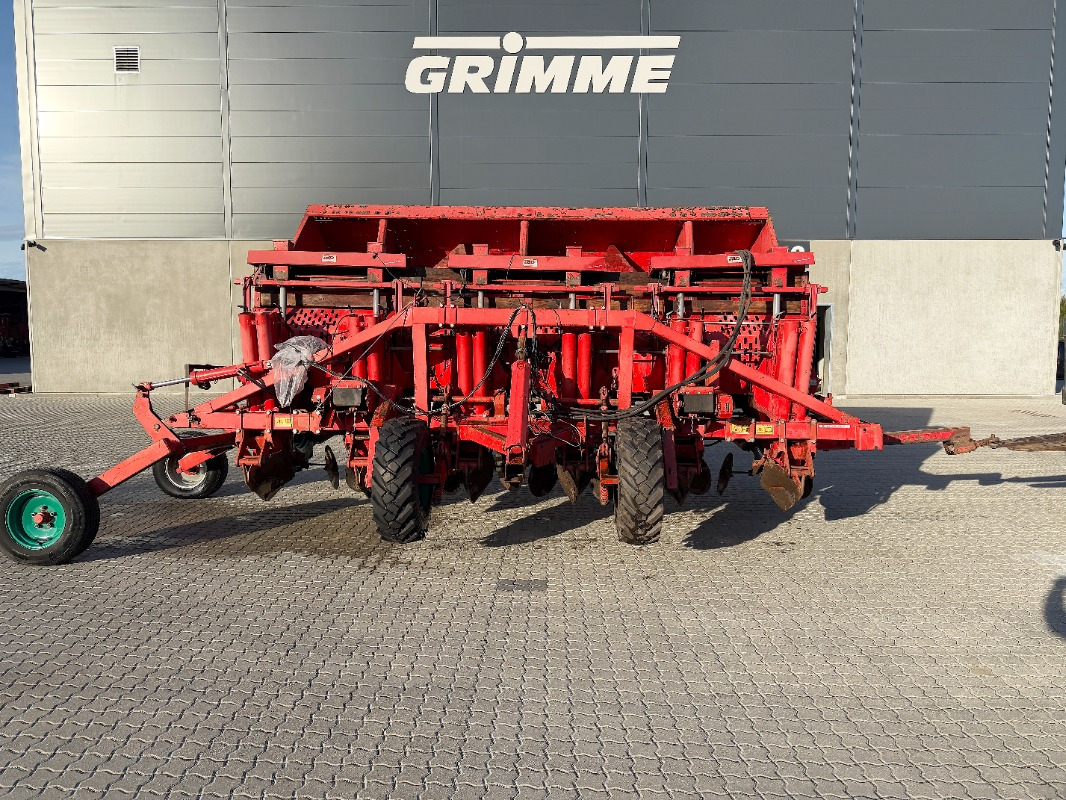 Kverneland UN-3300 - Cosechadora: foto 1 Kverneland UN-3300 - Cosechadora: foto 1