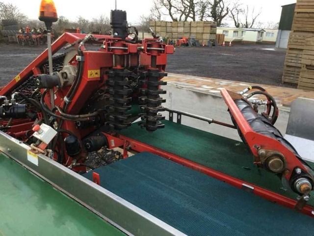Vendimiadora ASA-Lift ASA-Lift TK1000E Single Row Trailed Cabbage Harvester: foto 28 Vendimiadora ASA-Lift ASA-Lift TK1000E Single Row Trailed Cabbage Harvester: foto 28