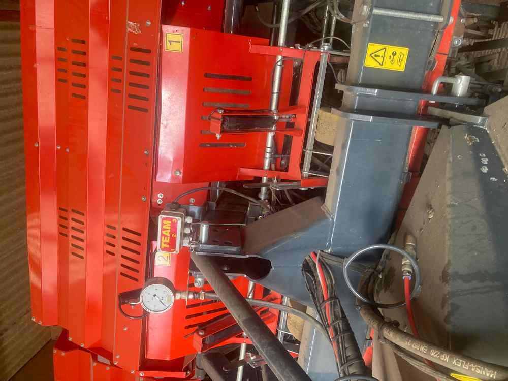 Dewulf Dewulf MS 2000, B.V S1A, 2 Row Potato Belt Planter - Cosechadora: foto 4 Dewulf Dewulf MS 2000, B.V S1A, 2 Row Potato Belt Planter - Cosechadora: foto 4