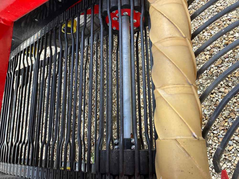 Grimme REXOR 630 / 830 / 930 - Equipo para trabajo del suelo: foto 5 Grimme REXOR 630 / 830 / 930 - Equipo para trabajo del suelo: foto 5