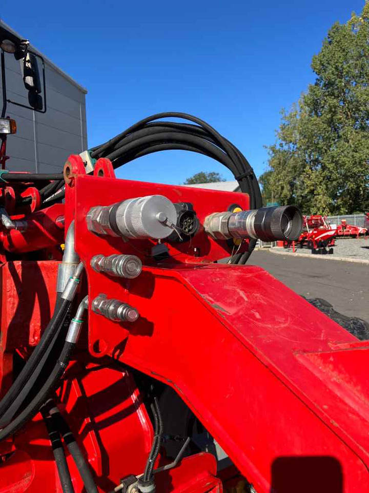 Grimme Varitron 220, 2 Row, Self-Propelled Potato Harvester - Cosechadora: foto 4 Grimme Varitron 220, 2 Row, Self-Propelled Potato Harvester - Cosechadora: foto 4