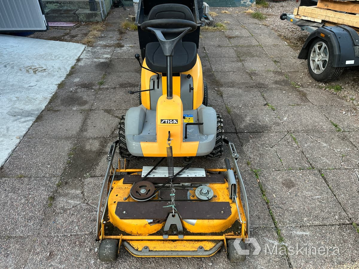 Åkgräsklippare Stiga Villa 12 med tillbehör - Cortacésped: foto 5 Åkgräsklippare Stiga Villa 12 med tillbehör - Cortacésped: foto 5