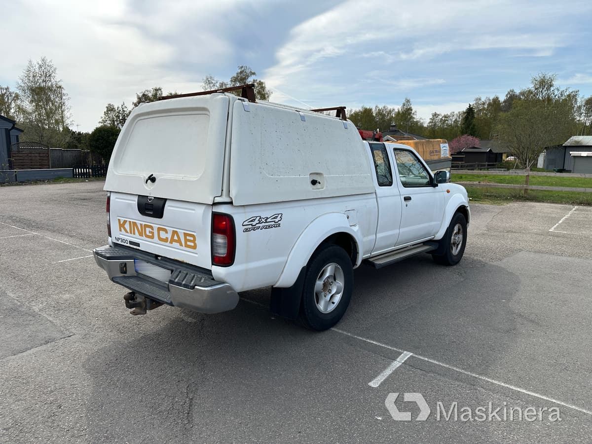 Arbetsbil Nissan NP300 King Cab 2.5 - Furgón: foto 5 Arbetsbil Nissan NP300 King Cab 2.5 - Furgón: foto 5