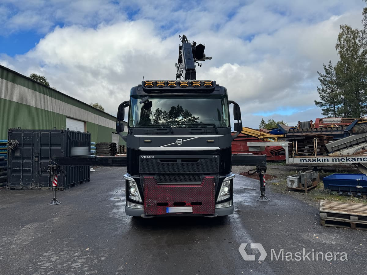 Bodbil Volvo FH 82F med Fassi F820 kran & jib - Camión caja abierta, Camión grúa: foto 2 Bodbil Volvo FH 82F med Fassi F820 kran & jib - Camión caja abierta, Camión grúa: foto 2