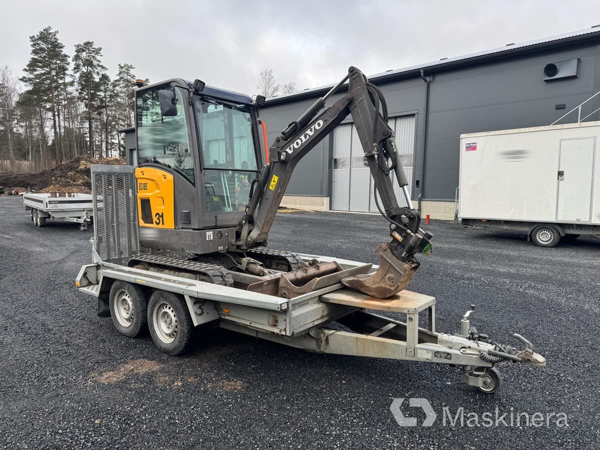 Grävmaskin Volvo EC18E med Maskinsläp & redskap - Excavadora de cadenas: foto 3 Grävmaskin Volvo EC18E med Maskinsläp & redskap - Excavadora de cadenas: foto 3