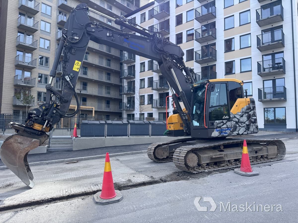 Grävmaskin Volvo ECR235EL - Excavadora de cadenas: foto 1 Grävmaskin Volvo ECR235EL - Excavadora de cadenas: foto 1