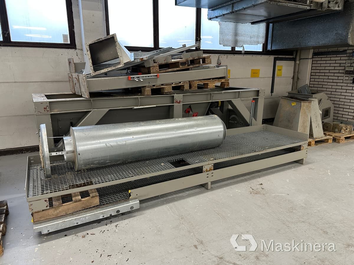 Hammarkvarn Rematec REM 9000 - Máquina de reciclaje: foto 4 Hammarkvarn Rematec REM 9000 - Máquina de reciclaje: foto 4