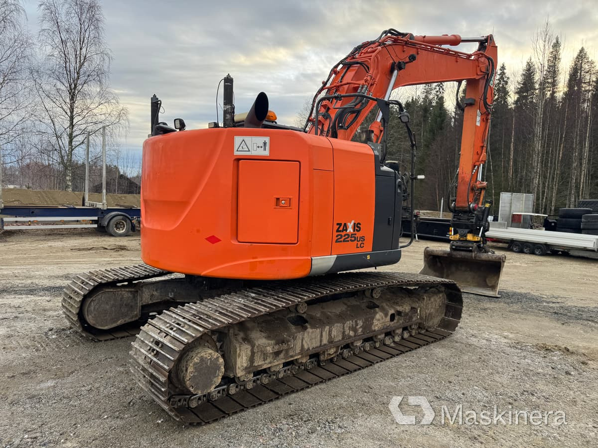 Hitachi ZX 225 USLC-5B Grävmaskin Hitachi ZX225USLC-5B - Excavadora de cadenas: foto 5 Hitachi ZX 225 USLC-5B Grävmaskin Hitachi ZX225USLC-5B - Excavadora de cadenas: foto 5