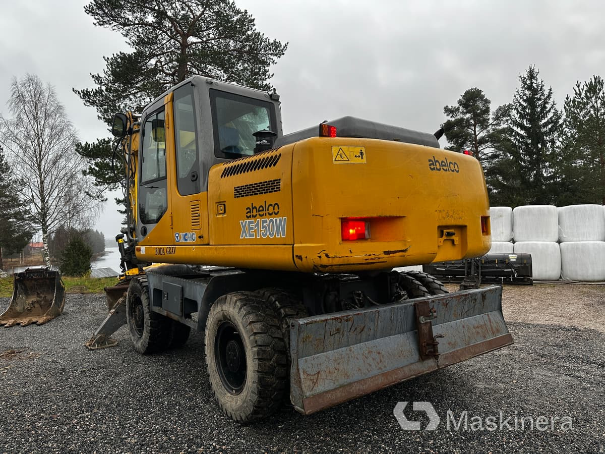 Hjulgrävare XCMG XE150W med flertal redskap - Excavadora de cadenas: foto 3 Hjulgrävare XCMG XE150W med flertal redskap - Excavadora de cadenas: foto 3