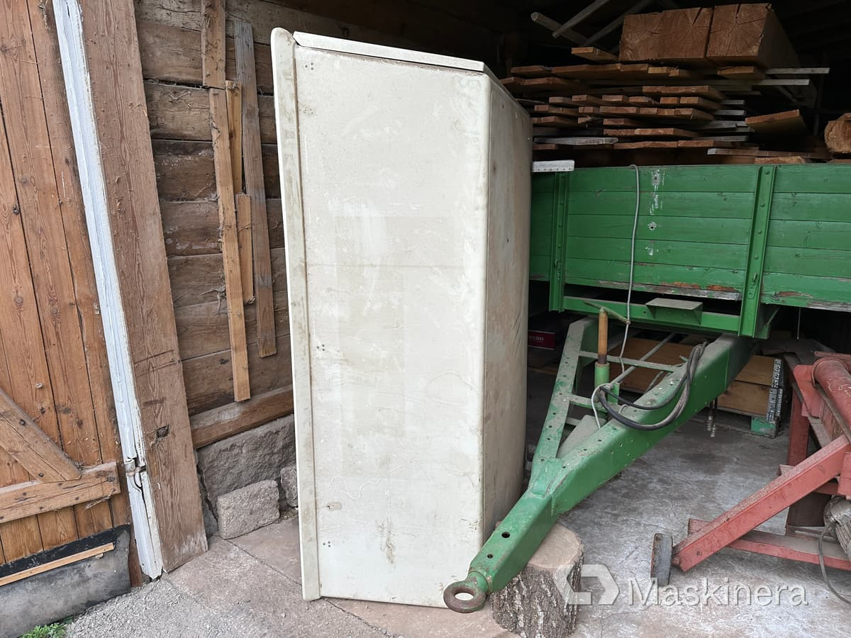 Kåpa till Pickup - Carrocería y exterior para Pick-up: foto 1 Kåpa till Pickup - Carrocería y exterior para Pick-up: foto 1