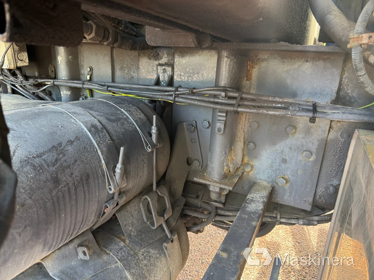 Camión caja abierta, Camión grúa Kranbil Scania 114G: foto 26