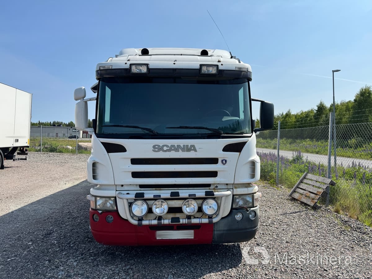 Lastbil Scania P270 LB 4X2 - Camión caja cerrada: foto 2 Lastbil Scania P270 LB 4X2 - Camión caja cerrada: foto 2