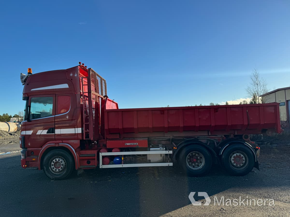 Lastväxlare Scania R144 6X2 med tre flak - Multibasculante camión: foto 2 Lastväxlare Scania R144 6X2 med tre flak - Multibasculante camión: foto 2