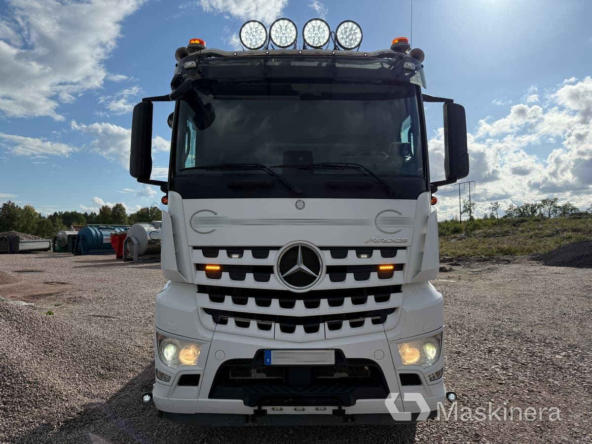 Lastväxlare Mercedes Arocs 2551 - Multibasculante camión: foto 2 Lastväxlare Mercedes Arocs 2551 - Multibasculante camión: foto 2