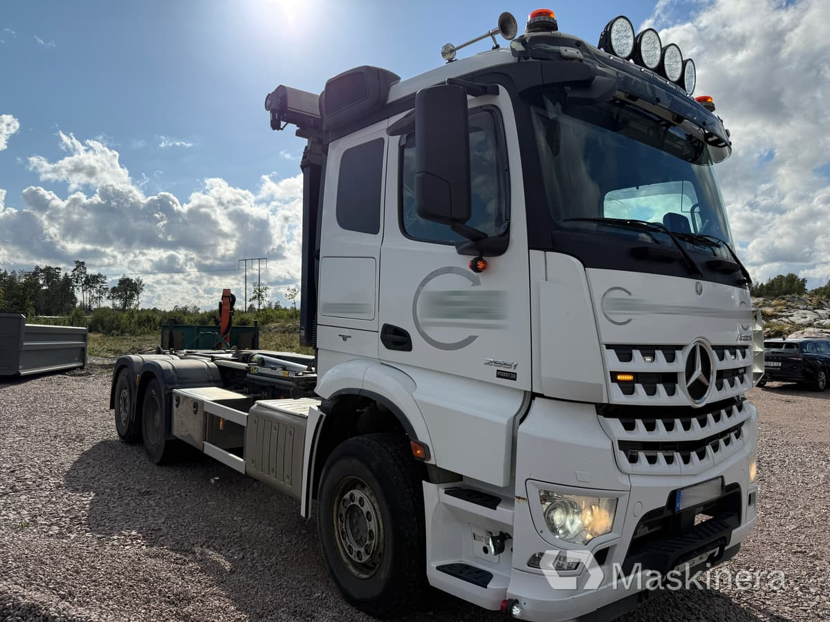 Lastväxlare Mercedes Arocs 2551 - Multibasculante camión: foto 3 Lastväxlare Mercedes Arocs 2551 - Multibasculante camión: foto 3