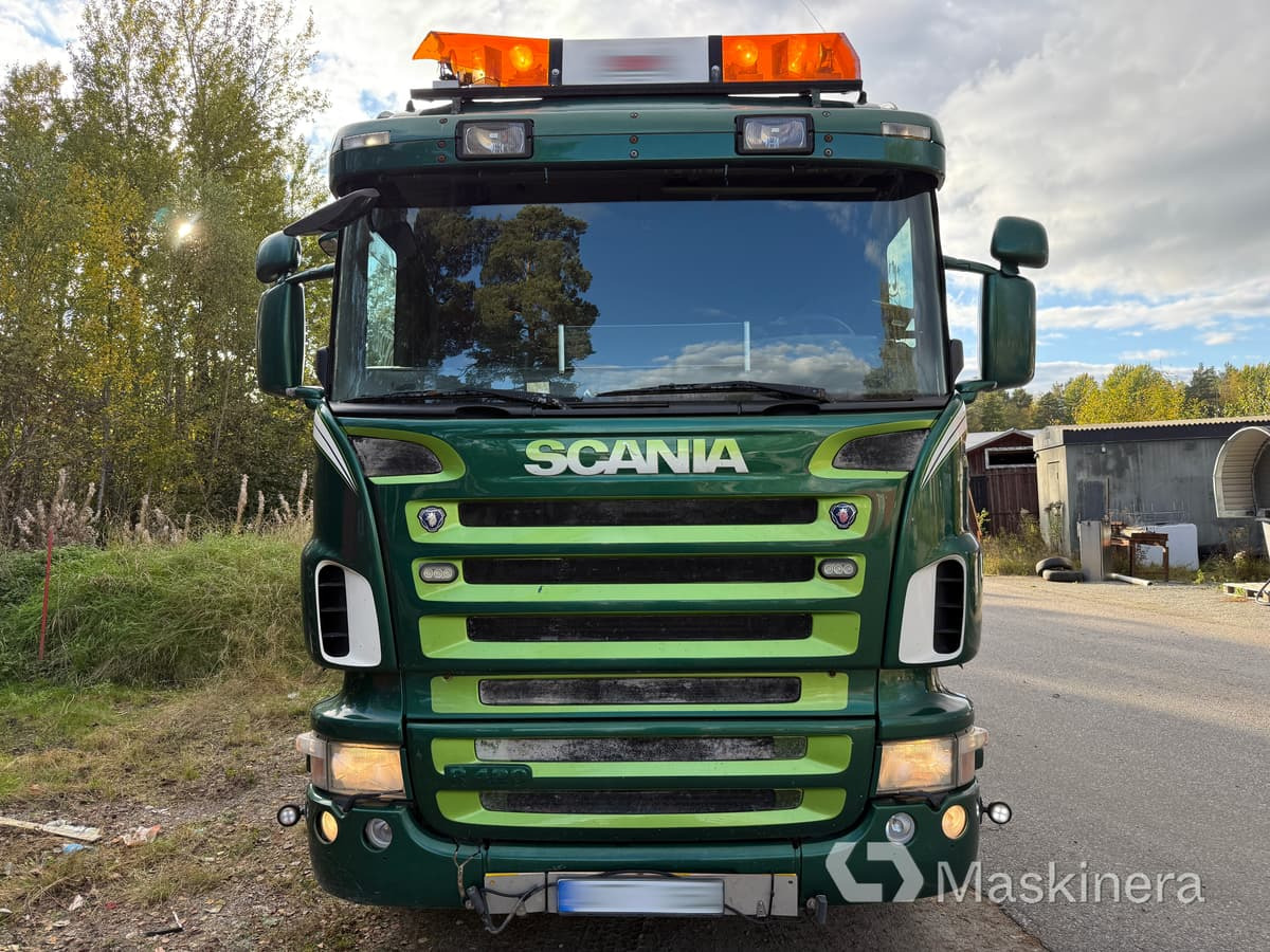 Lastväxlare Scania R420 6X4 Tridem med maskinflak och grusflak - Multibasculante camión: foto 2 Lastväxlare Scania R420 6X4 Tridem med maskinflak och grusflak - Multibasculante camión: foto 2