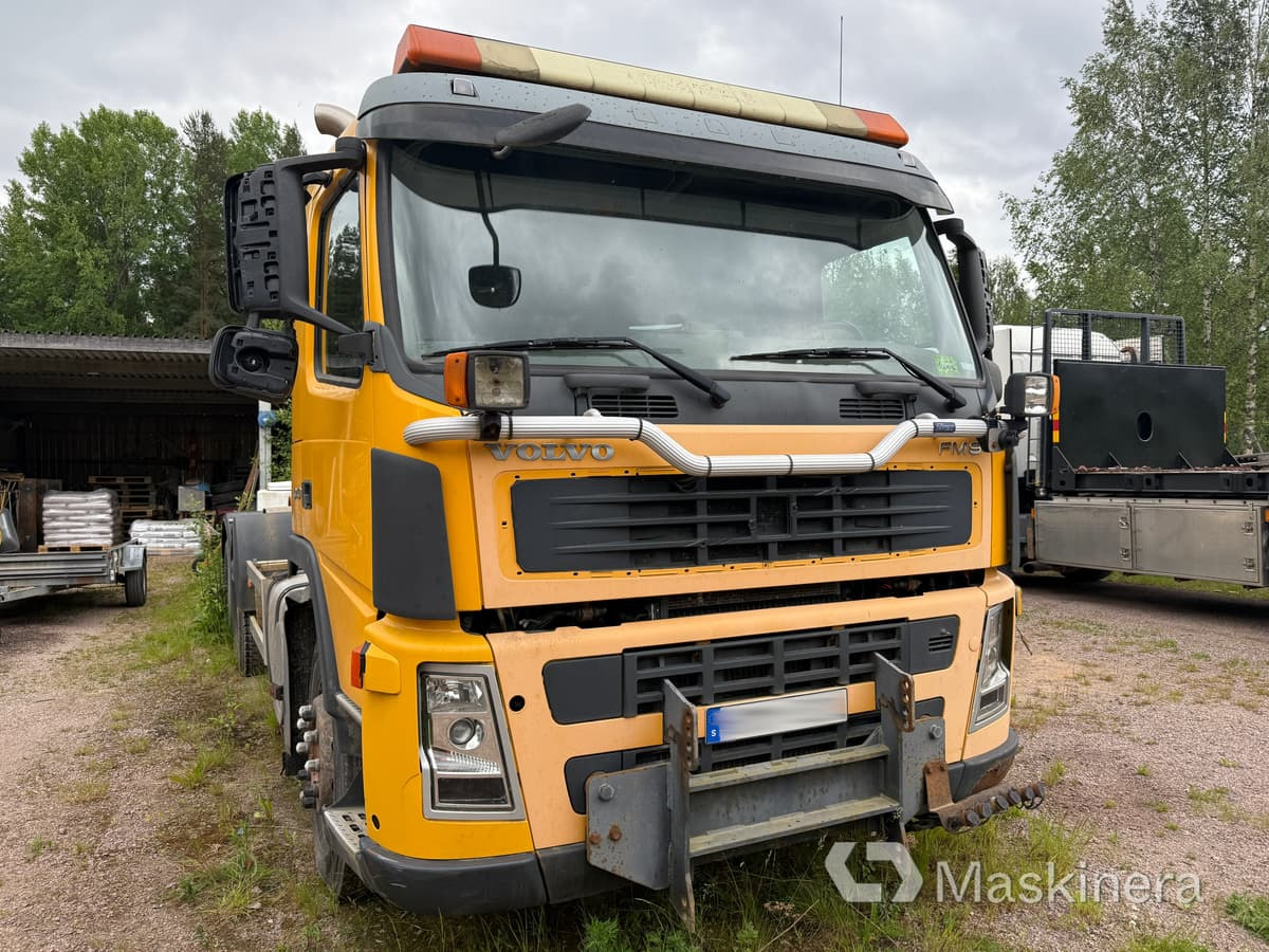 Lastväxlare Volvo FM9 6*2 (Rep.objekt) - Multibasculante camión: foto 2 Lastväxlare Volvo FM9 6*2 (Rep.objekt) - Multibasculante camión: foto 2