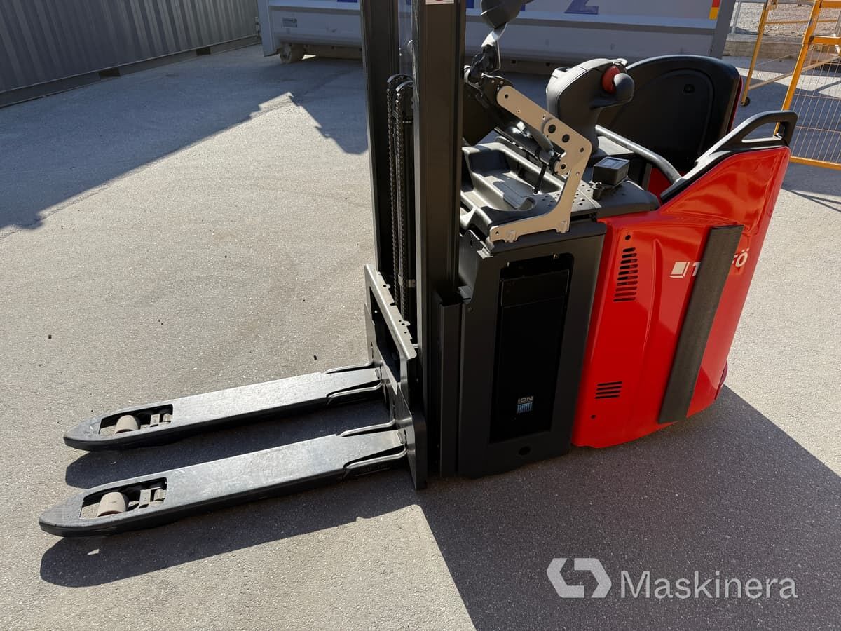 Ledstaplare Linde D12 SP - Apilador: foto 4 Ledstaplare Linde D12 SP - Apilador: foto 4