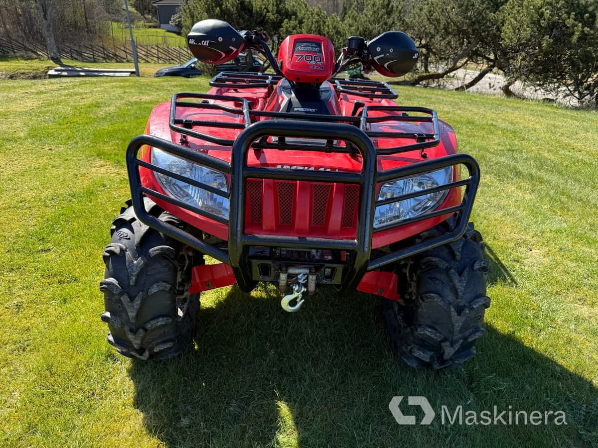 Fyrhjuling Arctic CAT 700 H1 4 - Maquinaria forestal: foto 2 Fyrhjuling Arctic CAT 700 H1 4 - Maquinaria forestal: foto 2