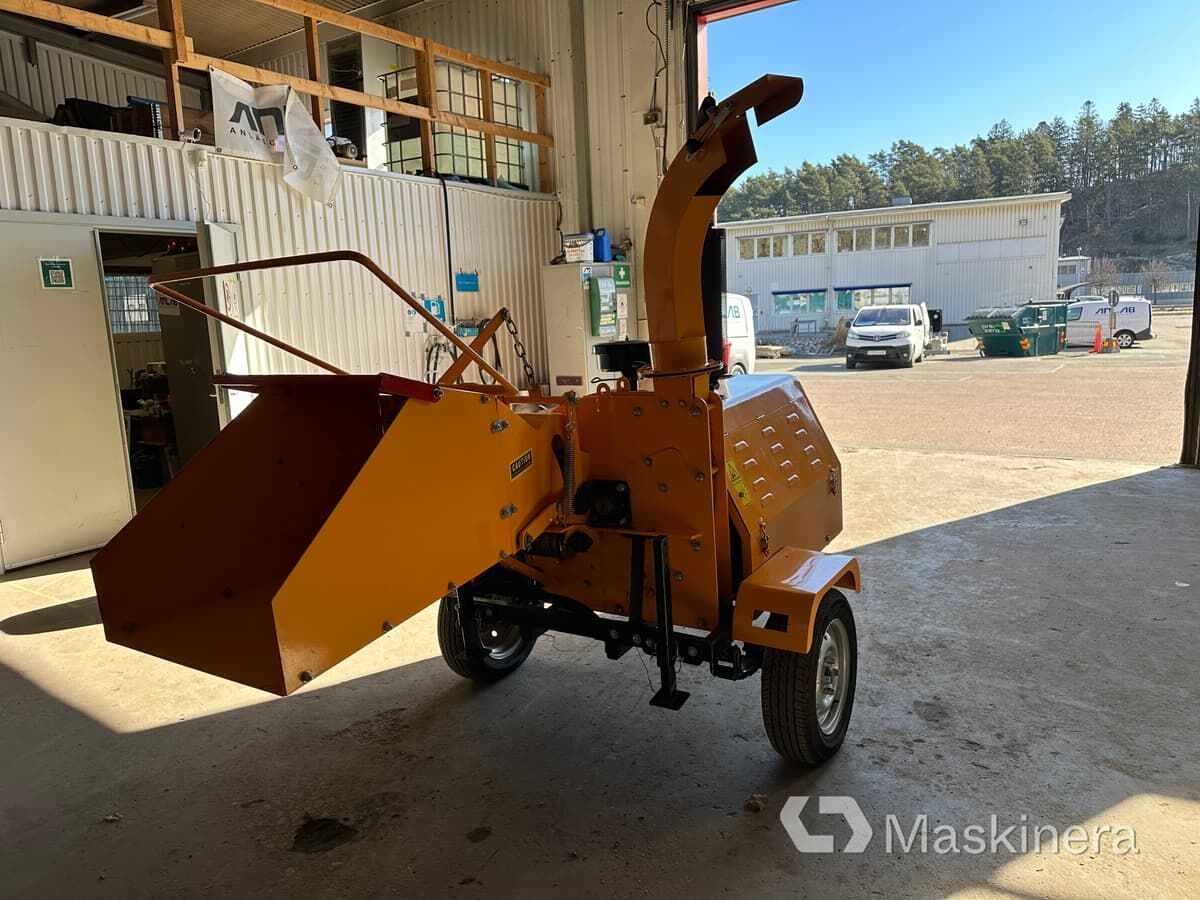 Weifang FRD WS-40A Flistugg Flismaskin 8-tum bogserbar WS-40A - Maquinaria forestal: foto 5 Weifang FRD WS-40A Flistugg Flismaskin 8-tum bogserbar WS-40A - Maquinaria forestal: foto 5