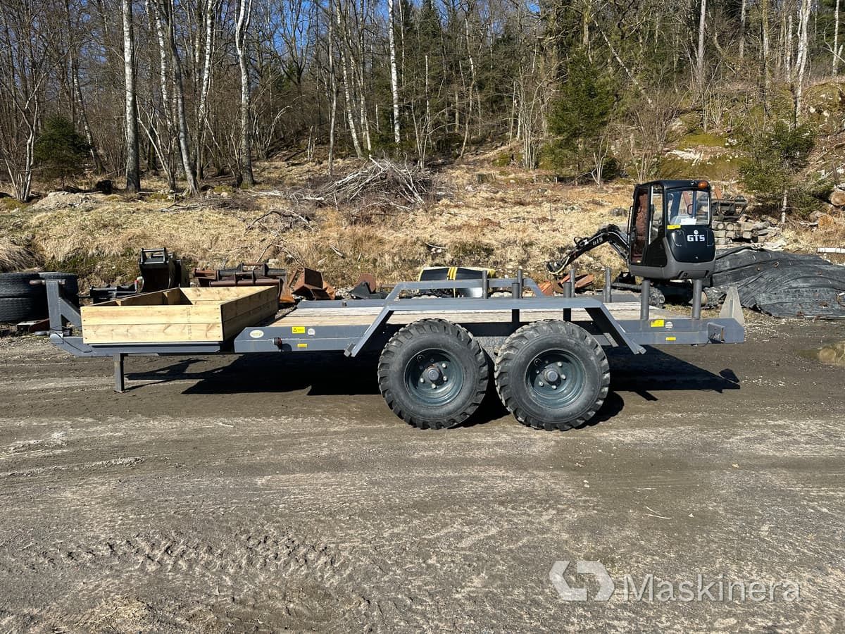 Maskinsläp Boggi Swepol GT7000 - Remolque plataforma/ Caja abierta: foto 3 Maskinsläp Boggi Swepol GT7000 - Remolque plataforma/ Caja abierta: foto 3