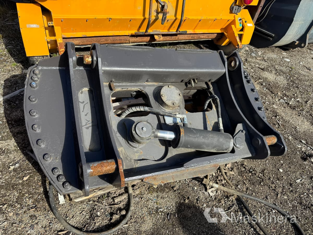 Götene VF LM Skevfäste till Volvo L60F - Otros: foto 2 Götene VF LM Skevfäste till Volvo L60F - Otros: foto 2