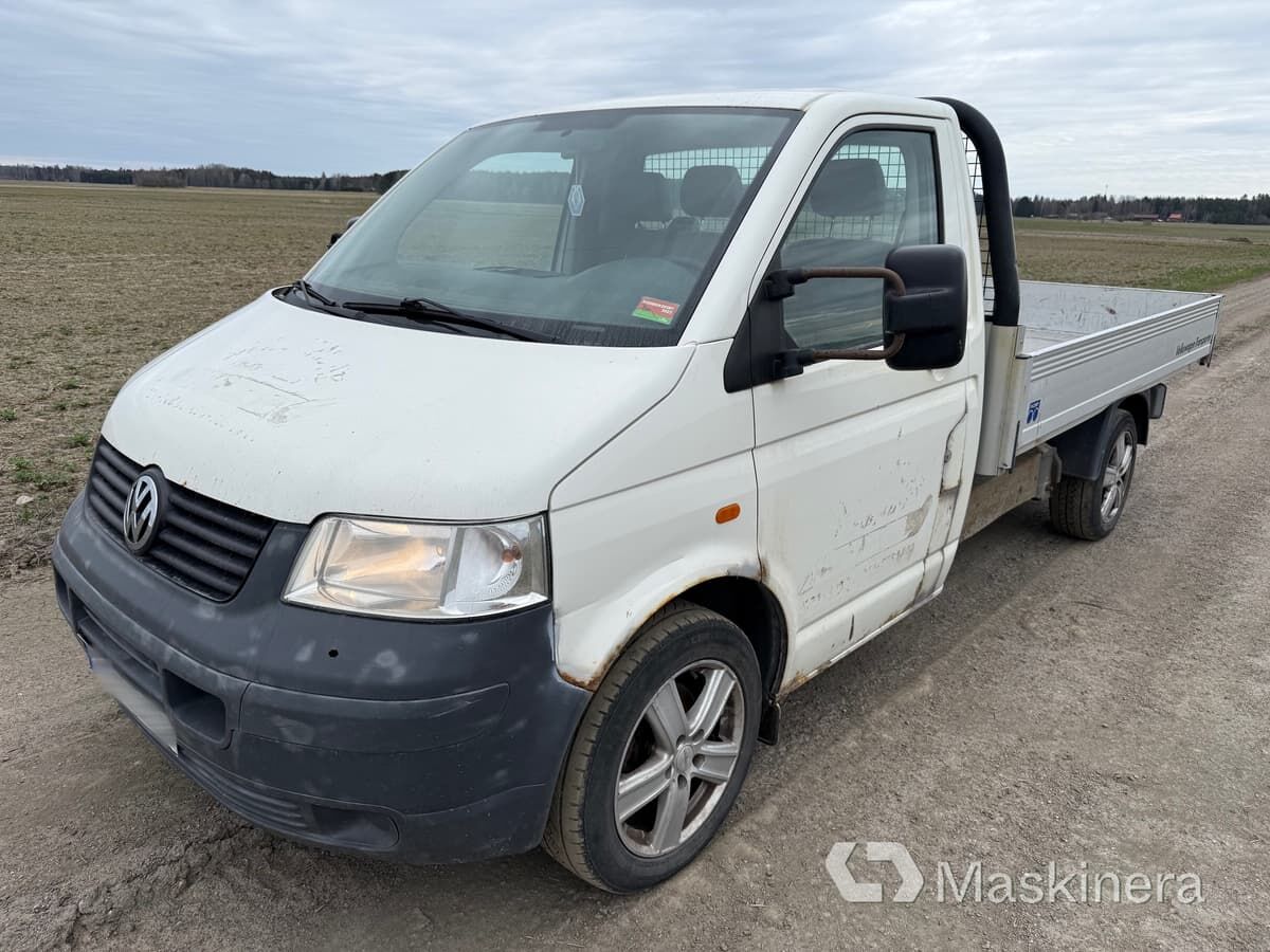Pickup Volkswagen Transporter T5 2.5 TDI - Furgón: foto 1 Pickup Volkswagen Transporter T5 2.5 TDI - Furgón: foto 1