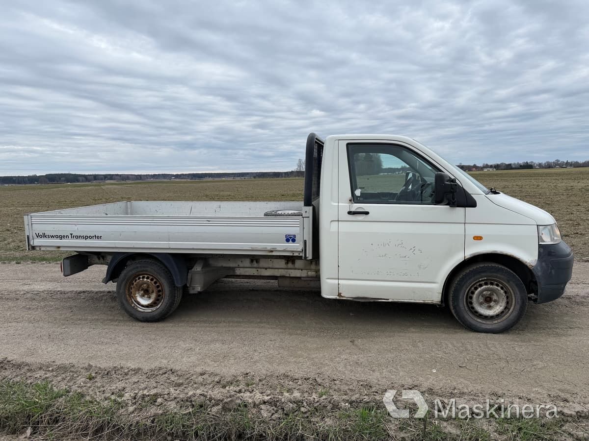 Pickup Volkswagen Transporter T5 2.5 TDI - Furgón: foto 4 Pickup Volkswagen Transporter T5 2.5 TDI - Furgón: foto 4