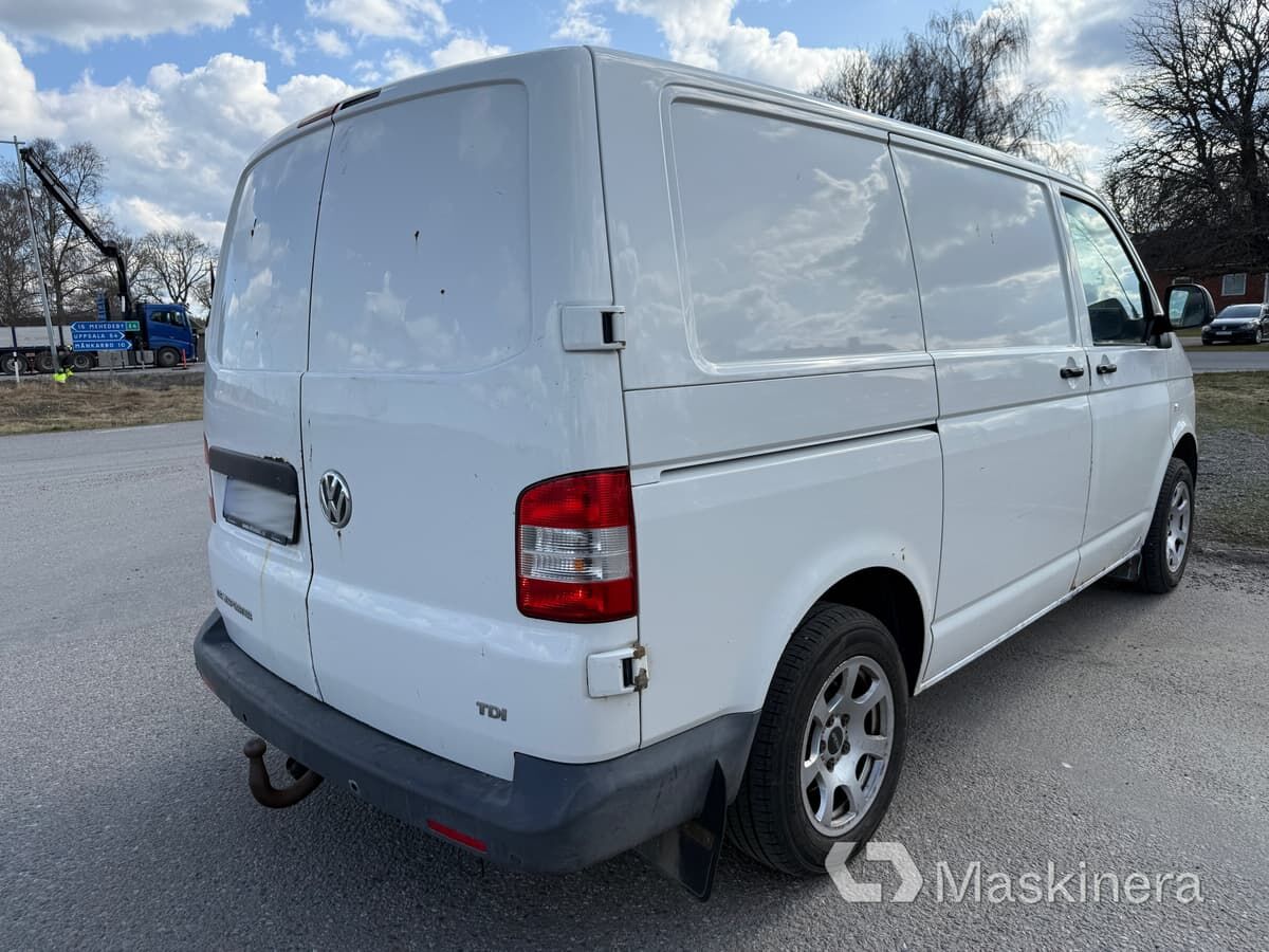 Skåpbil Volkswagen Transporter T5 2.0 TDI - Furgón: foto 5 Skåpbil Volkswagen Transporter T5 2.0 TDI - Furgón: foto 5