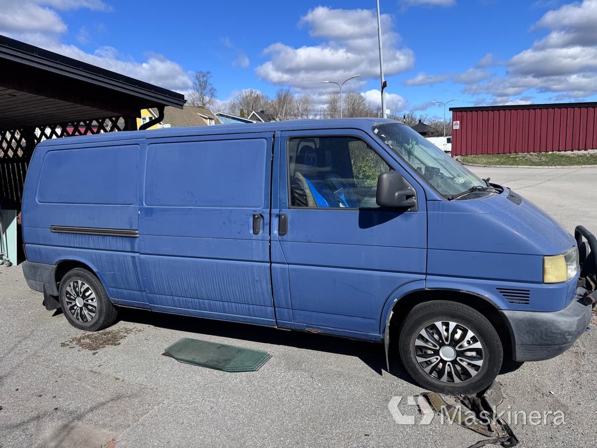 Skåpbil Volkswagen Transporter T4 2.5 TDI - Furgoneta pequeña: foto 4 Skåpbil Volkswagen Transporter T4 2.5 TDI - Furgoneta pequeña: foto 4