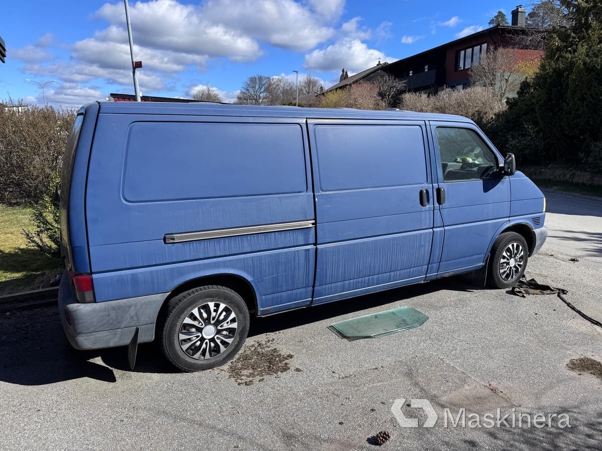 Skåpbil Volkswagen Transporter T4 2.5 TDI - Furgoneta pequeña: foto 5 Skåpbil Volkswagen Transporter T4 2.5 TDI - Furgoneta pequeña: foto 5