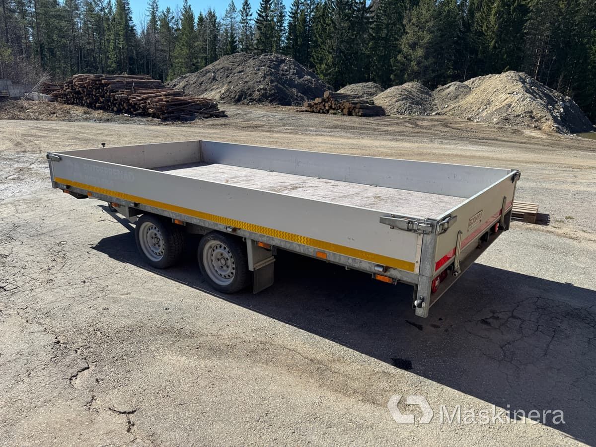 Släpvagn Eduard P4 - Remolque plataforma/ Caja abierta: foto 3 Släpvagn Eduard P4 - Remolque plataforma/ Caja abierta: foto 3