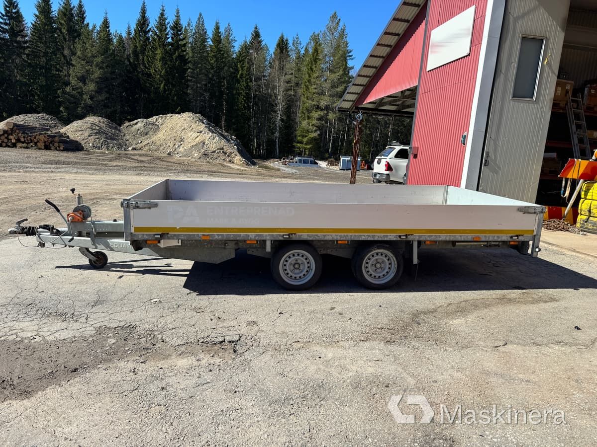 Släpvagn Eduard P4 - Remolque plataforma/ Caja abierta: foto 2 Släpvagn Eduard P4 - Remolque plataforma/ Caja abierta: foto 2