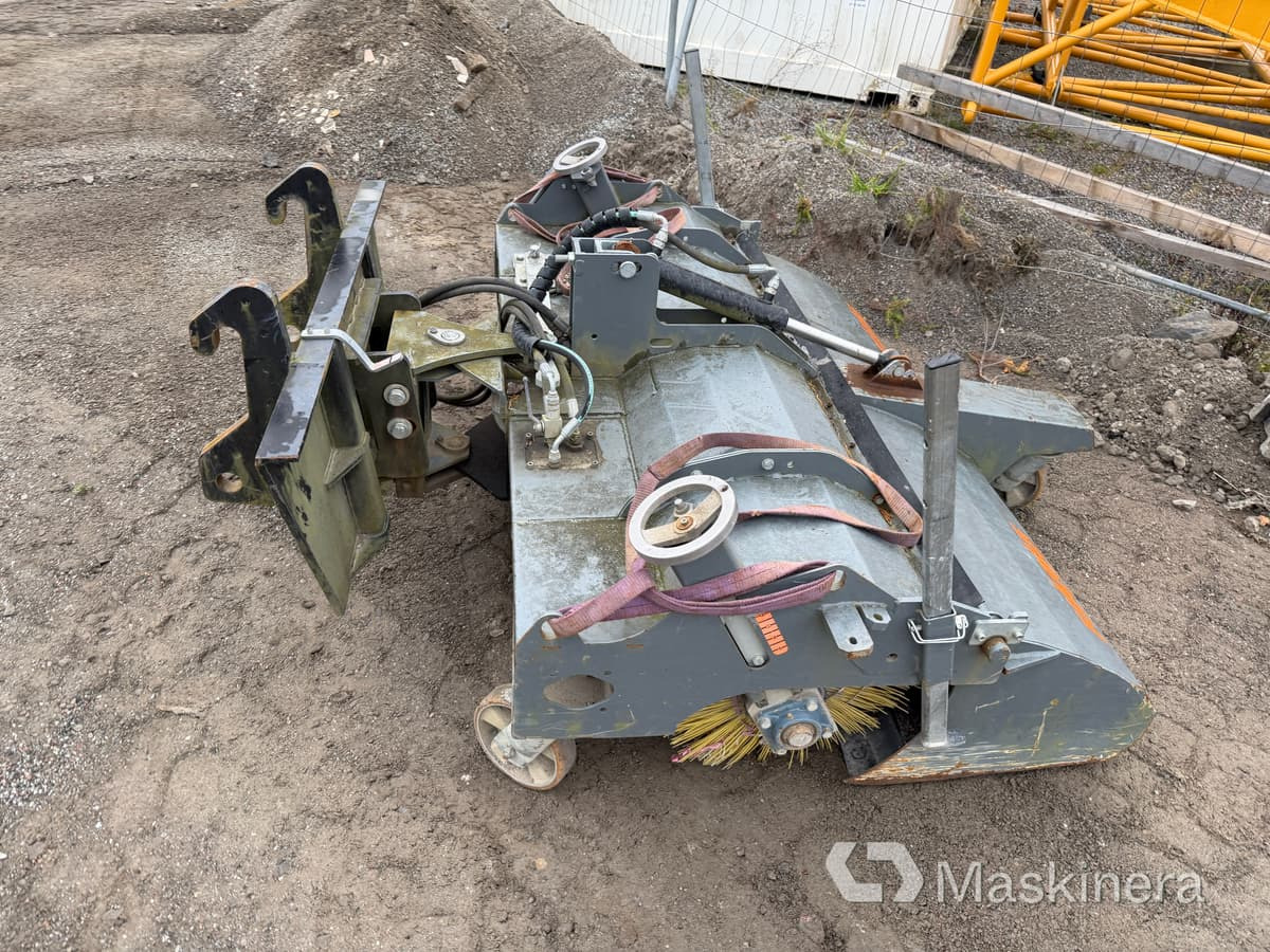 Sopvals med uppsamlare Fjärås FS 520 - Barredora vial: foto 4 Sopvals med uppsamlare Fjärås FS 520 - Barredora vial: foto 4