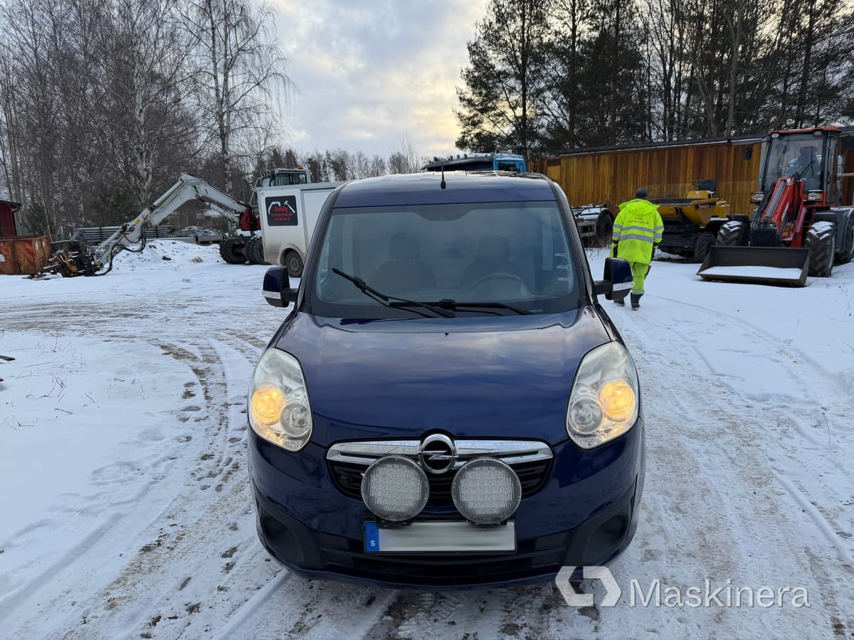 Transportbil Opel Combo Van - Furgoneta pequeña: foto 2 Transportbil Opel Combo Van - Furgoneta pequeña: foto 2