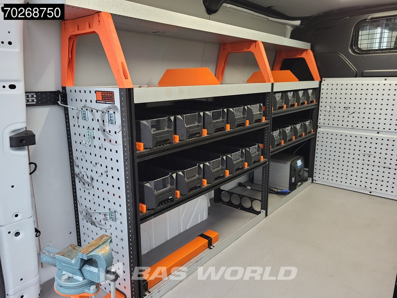Ford Transit Custom 130PK Automaat L1H1 Inrichting Powerpack Trekhaak Airco Cruise 6m3 Airco Trekhaak Cruise control - Furgoneta pequeña: foto 5 Ford Transit Custom 130PK Automaat L1H1 Inrichting Powerpack Trekhaak Airco Cruise 6m3 Airco Trekhaak Cruise control - Furgoneta pequeña: foto 5