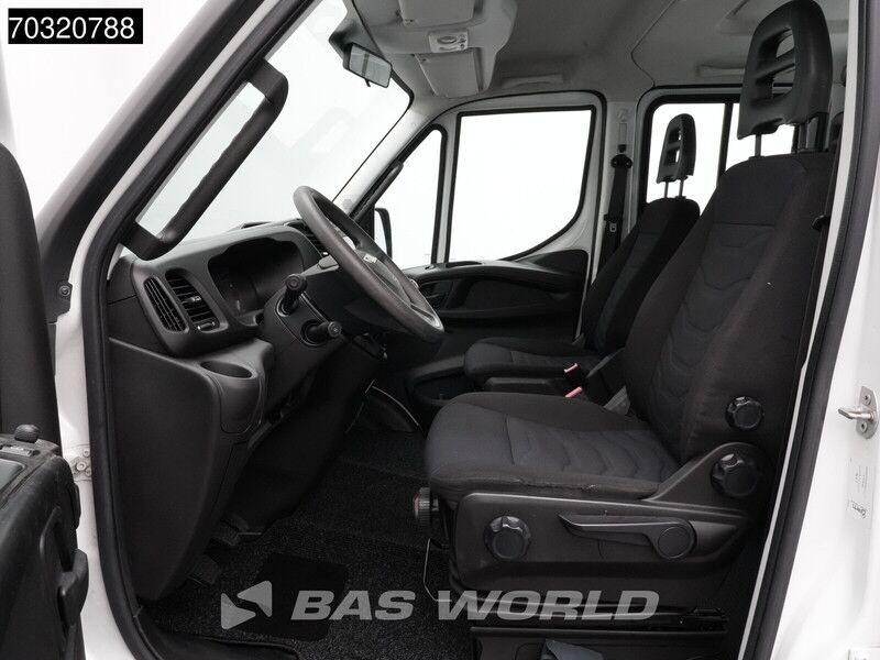 Iveco Daily 35C14 Dubbel Cabine Kipper met Kist Dubbellucht 3,5t Trekhaak Airco Cruise Euro6 Tipper Benne Kieper Airco Trekhaak Cruise contr - Volquete furgoneta: foto 3 Iveco Daily 35C14 Dubbel Cabine Kipper met Kist Dubbellucht 3,5t Trekhaak Airco Cruise Euro6 Tipper Benne Kieper Airco Trekhaak Cruise contr - Volquete furgoneta: foto 3