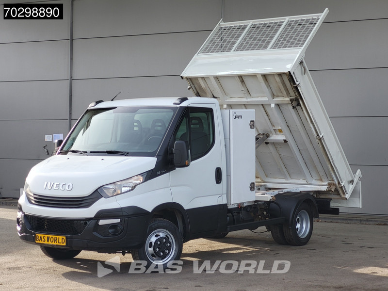 Iveco Daily 35C15 3.0L Kipper met Kist Dubbellucht 3,5t Trekhaak 150PK Airco Euro6 Tipper Benne Kieper Airco Trekhaak Cruise control - Volquete furgoneta: foto 2 Iveco Daily 35C15 3.0L Kipper met Kist Dubbellucht 3,5t Trekhaak 150PK Airco Euro6 Tipper Benne Kieper Airco Trekhaak Cruise control - Volquete furgoneta: foto 2