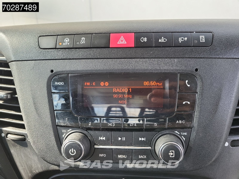 Volquete furgoneta Iveco Daily 35C16 3.0L Kipper met Kist Dubbel Cabine Dubbellucht 3,5t Trekhaak Airco Cruise Euro6 Tipper Benne Kieper 2m3 Airco Trekhaak Cru: foto 17